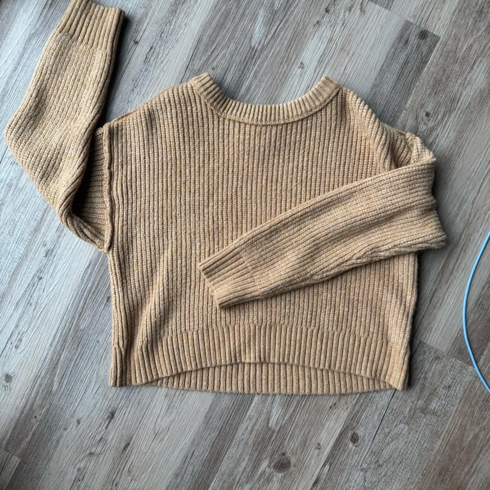 Cozy Cropped Tan Ribbed Sweater